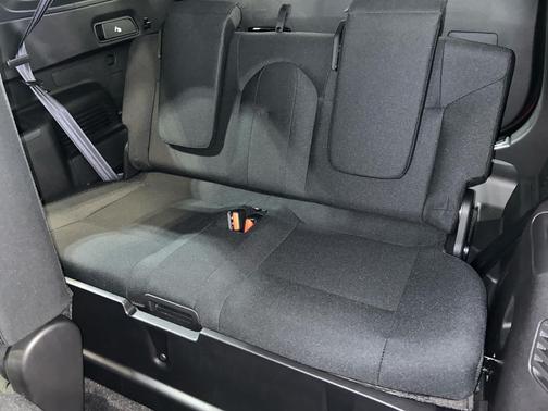 Red Diamond 2026 Mitsubishi Outlander ES 2.5 S-AWC