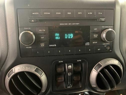 2013 Jeep Wrangler Unlimited Sport