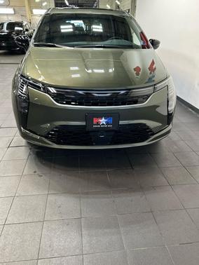 Olive Green Pearlcoat 2027 Chrysler Pacifica Limited