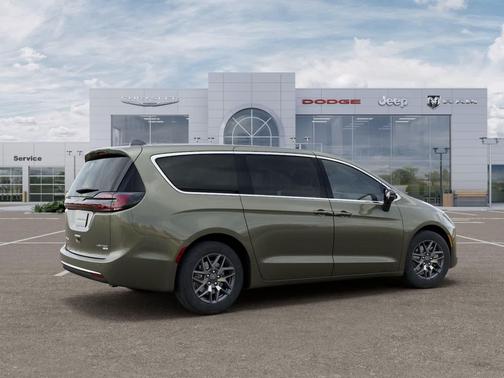 Olive Green Pearlcoat 2027 Chrysler Pacifica Limited