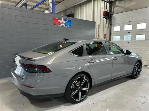 2025 Honda Accord Hybrid Base