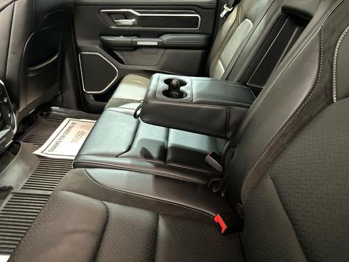 Bright White Clearcoat 2023 RAM 1500 Laramie