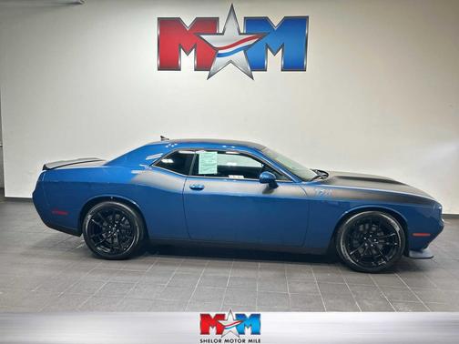 Frostbite 2022 Dodge Challenger R/T Scat Pack