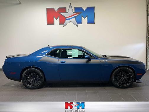 Frostbite 2022 Dodge Challenger R/T Scat Pack