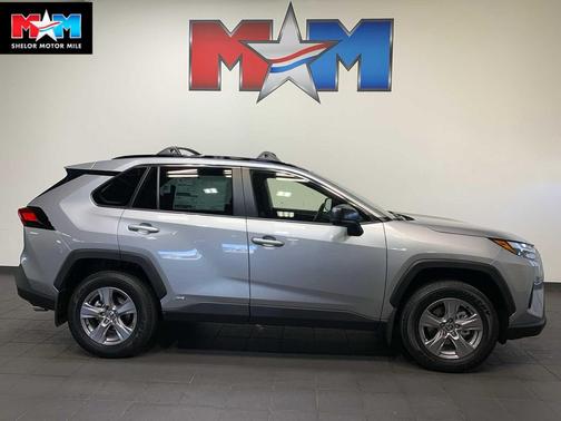 2025 Toyota RAV4 Hybrid LE