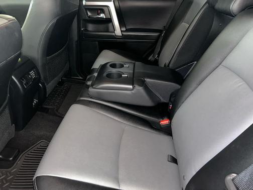 Magnetic Gray Metallic 2021 Toyota 4Runner SR5 Premium