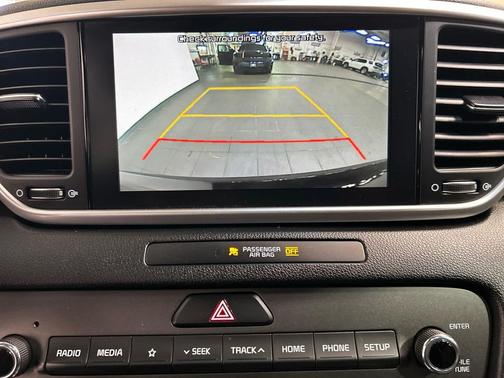 Black Cherry 2022 Kia Sportage S