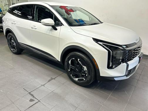 Snow White Pearl 2027 Kia Sportage SX Turbo
