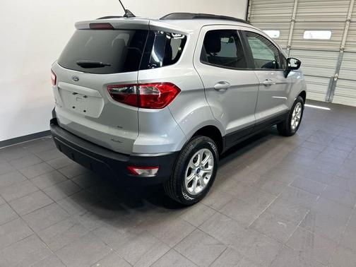 Moondust Silver Metallic 2018 Ford EcoSport SE
