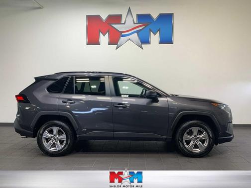 2022 Toyota RAV4 Hybrid LE