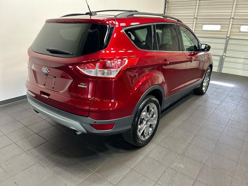 RUBY RED TINTED CC METALLIC 2014 Ford Escape SE