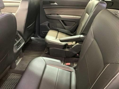 2022 Volkswagen Atlas 2.0T SE w/Technology 4MOTION