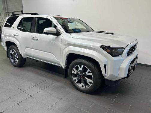 Wind Chill Pearl 2026 Toyota 4Runner TRD Sport Premium