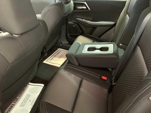 2026 Mitsubishi Outlander ES 2.5 S-AWC