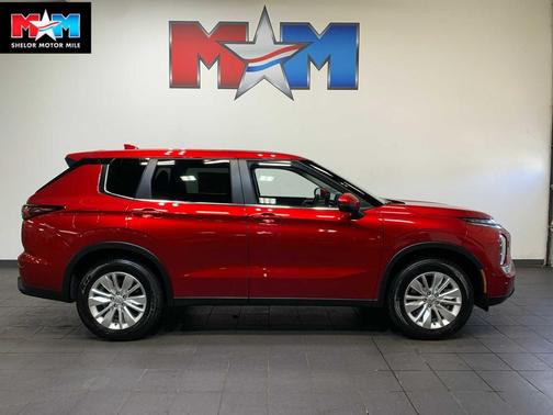 2026 Mitsubishi Outlander ES 2.5 S-AWC