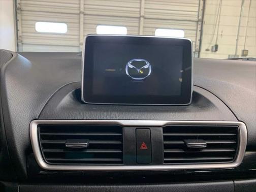 2015 Mazda Mazda3 i Sport