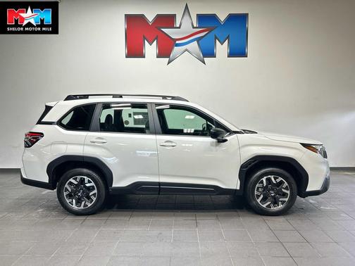 CRYSTAL WHITE 2026 Subaru Forester Base