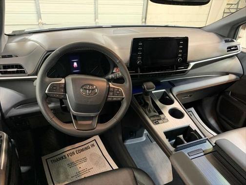 2024 Toyota Sienna XSE 7 Passenger