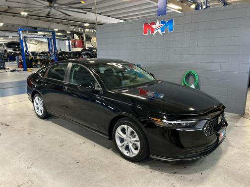 2025 Honda Accord LX 1.5T