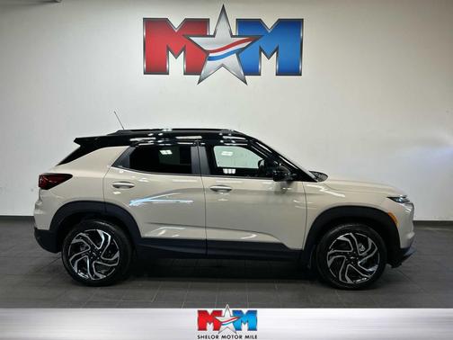 White Sands 2026 Chevrolet Trailblazer RS