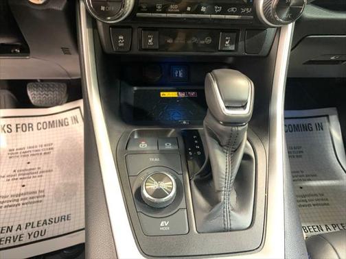 2023 Toyota RAV4 Hybrid SE