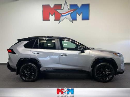 2023 Toyota RAV4 Hybrid SE