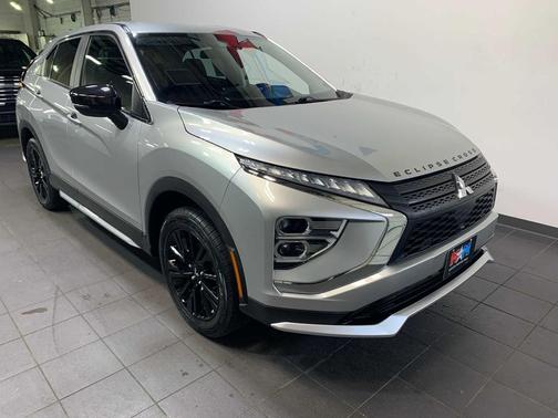 2023 Mitsubishi Eclipse Cross LE