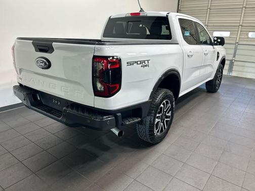 Oxford White 2024 Ford Ranger LARIAT