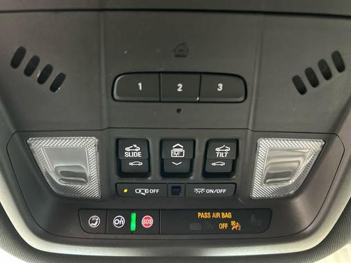 White Frost Tricoat 2023 Buick Enclave Essence AWD