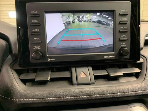 2020 Toyota RAV4 Hybrid XLE