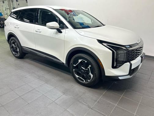 Snow White Pearl 2027 Kia Sportage SX Turbo
