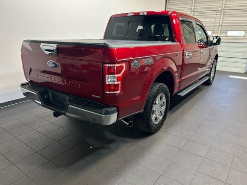 Ruby Red Metallic Tinted Clearcoat 2019 Ford F-150 XLT