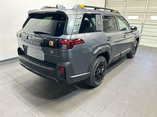 MAGNETITE GRAY 2026 Subaru Outback Wilderness