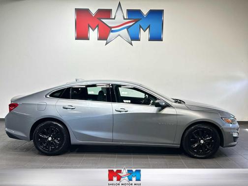 Sterling Gray Metallic 2024 Chevrolet Malibu FWD 1LT