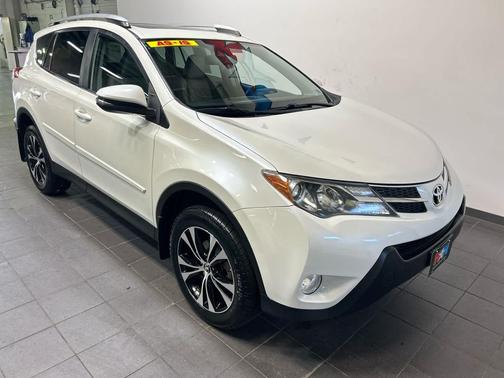 Blizzard Pearl 2015 Toyota RAV4 Limited
