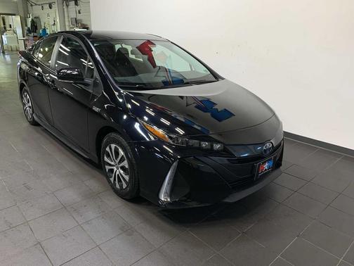2022 Toyota Prius Prime XLE