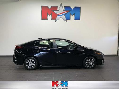 2022 Toyota Prius Prime XLE