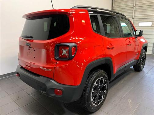 2023 Jeep Renegade Trailhawk