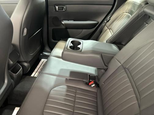 Snow White Pearl 2027 Kia Seltos X-Line S