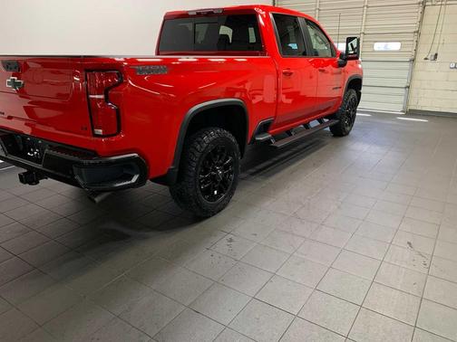 2025 Chevrolet Silverado 2500 LT