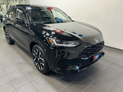 Crystal Black Pearl 2026 Honda HR-V EX-L