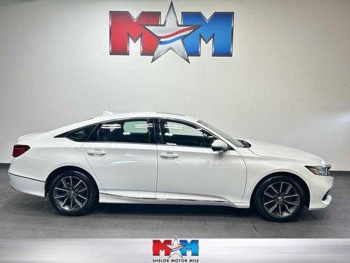 Platinum White Pearl 2021 Honda Accord EX-L 1.5T