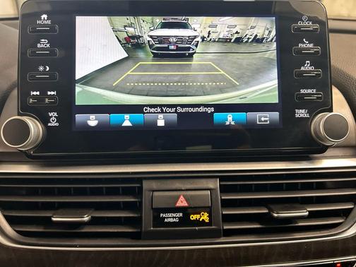 Platinum White Pearl 2021 Honda Accord EX-L 1.5T
