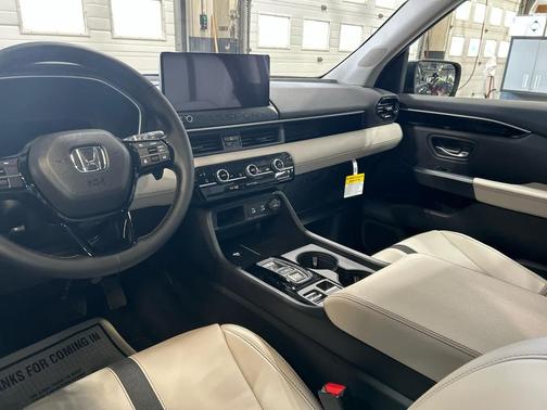 Obsidian Blue Pearl 2026 Honda Passport AWD RTL Towing