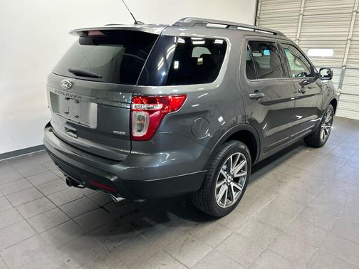 Ruby Red Metallic Tinted Clearcoat 2015 Ford Explorer XLT