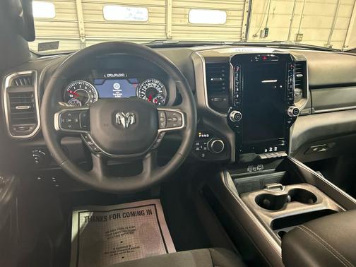 Delmonico Red Pearlcoat 2025 RAM 1500 Big Horn/Lone Star