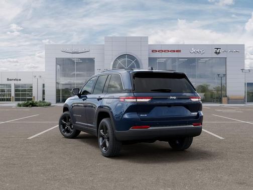 Fathom Blue Pearlcoat 2026 Jeep Grand Cherokee Limited