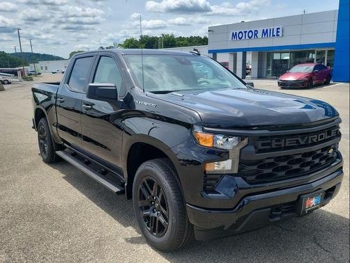 Black 2026 Chevrolet Silverado 1500 Custom