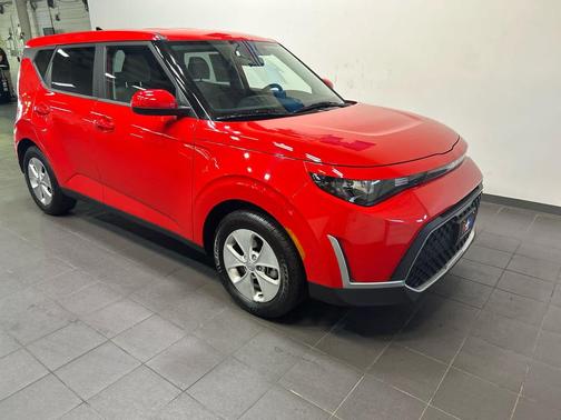 Inferno Red 2023 Kia Soul LX