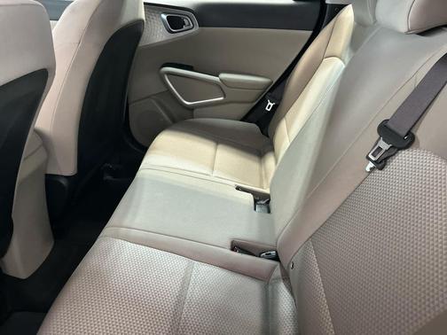 Inferno Red 2023 Kia Soul LX
